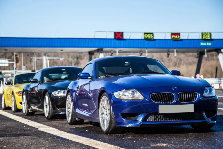 How Much Does a Mobile Oil Change Cost in the USA? 4 A Close-Up of a Luxury Vehicle Types