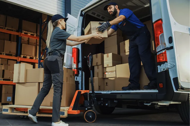 Fleet Maintenance Company Houston TX — What to Look For 4 Delivery Fleet Loading Goods to Ensure Timely Business Operations